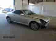 2004 Lexus SC 430 z VIN JTHFN48Y640056624, wystawiony jako Copart lot #71527975 z przebiegiem 111 582 mil mil oraz Szkoda całkowita • Salvage title. Historia ofert i sprzedaży dostępna na DreamBid. Obrazek 4.