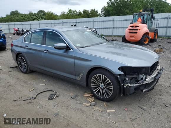 2018 BMW 5 Series 530e xDrive с VIN WBAJB1C5XJB084729, выставлен на аукционе Copart как лот 62944935 с пробегом 125 514 миль миль и Списание • Salvage title. История ставок и продаж доступна на DreamBid. Изображение 4.