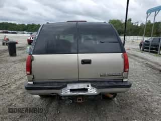 1999 Chevrolet Tahoe Z71 с VIN 1GNEK13R8XJ457201, выставлен на аукционе Copart как лот 63990424 с пробегом Не указан миль и На запчасти • Non repairable. История ставок и продаж доступна на DreamBid. Изображение 6.