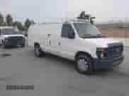 2012 Ford Econoline Cargo Commercial z VIN 1FTNS2EW5CDA76092, wystawiony jako IAAI lot #43550431 z przebiegiem 140 951 mil mil oraz . Historia ofert i sprzedaży dostępna na DreamBid. Obrazek 1.