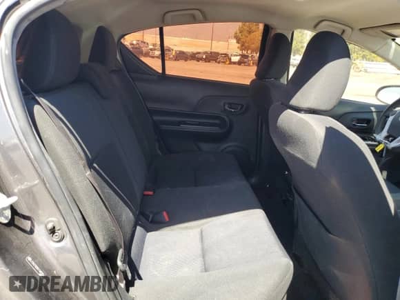 2016 Toyota Prius One z VIN JTDKDTB38G1589356, wystawiony jako Copart lot #71558855 z przebiegiem 132 870 mil mil oraz Szkoda całkowita • Salvage title. Historia ofert i sprzedaży dostępna na DreamBid. Obrazek 10.