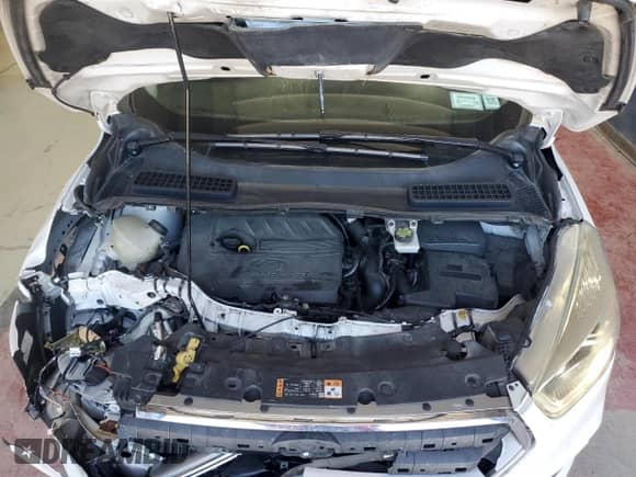 2017 Ford Escape Titanium с VIN 1FMCU9JD4HUA21392, выставлен на аукционе Copart как лот 84213095 с пробегом 192 471 миль миль и Списание • Salvage title. История ставок и продаж доступна на DreamBid. Изображение 12.