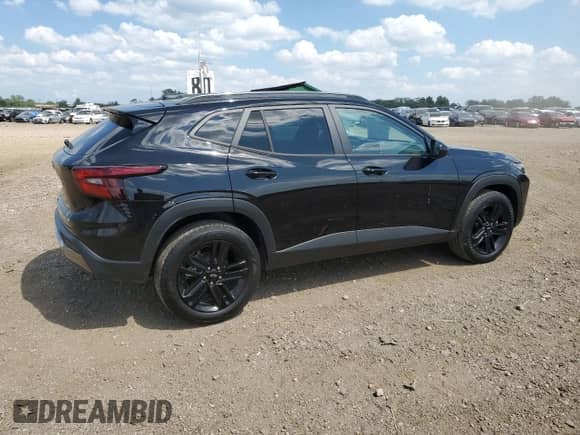 2025 Chevrolet Trax ACTIV с VIN KL77LKEP7SC276083, выставлен на аукционе Copart как лот 68591445 с пробегом 1 822 миль миль и Списание • Salvage title. История ставок и продаж доступна на DreamBid. Изображение 3.