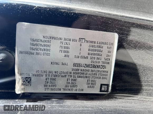 2017 Chevrolet Silverado 1500 LT z VIN 1GCVKREC9HZ119339, wystawiony jako Copart lot #66047425 z przebiegiem 70 324 mil mil oraz Szkoda całkowita • Salvage title. Historia ofert i sprzedaży dostępna na DreamBid. Obrazek 10.