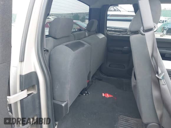 2007 Chevrolet Silverado 1500 1LT с VIN 1GCEC19J37Z506796, выставлен на аукционе IAAI как лот 42156090 с пробегом 124 627 миль миль и . История ставок и продаж доступна на DreamBid. Изображение 8.