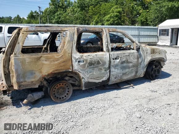 2010 Chevrolet Tahoe LTZ с VIN 1GNUKCE03AR285318, выставлен на аукционе Copart как лот 67347035 с пробегом Не указан миль и Списание • Salvage title. История ставок и продаж доступна на DreamBid. Изображение 3.