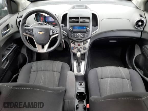 2015 Chevrolet Sonic LT с VIN 1G1JC5SB8F4181883, выставлен на аукционе Copart как лот 47885905 с пробегом 148 585 миль миль и Списание • Salvage title. История ставок и продаж доступна на DreamBid. Изображение 8.