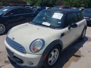 2011 MINI Hardtop with VIN WMWSU3C54BT184170, listed as a IAAI auction lot 42506751 with 53,803 mi miles and . Bid and sale history available at DreamBid. Image 2.
