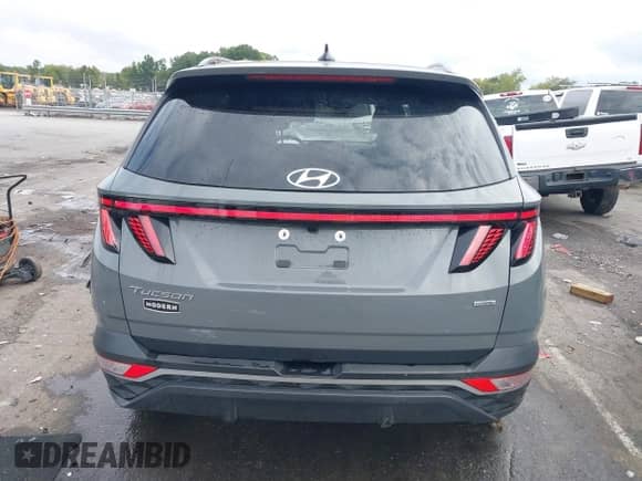 2024 Hyundai Tucson SEL z VIN 5NMJFCDE6RH412964, wystawiony jako IAAI lot #43340070 z przebiegiem 26 796 mil mil oraz . Historia ofert i sprzedaży dostępna na DreamBid. Obrazek 16.