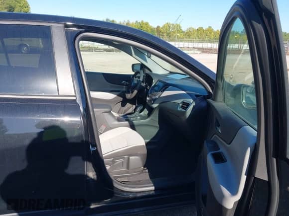 2023 Chevrolet Equinox LS с VIN 3GNAXFEG3PL260485, выставлен на аукционе IAAI как лот 43079560 с пробегом 52 846 миль миль и . История ставок и продаж доступна на DreamBid. Изображение 5.