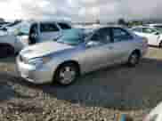 2003 Toyota Camry LE with VIN 4T1BF30K43U544407, listed as a Copart auction lot 82562555 with 151,975 mi miles and Salvage title. Bid and sale history available at DreamBid. Image 1.