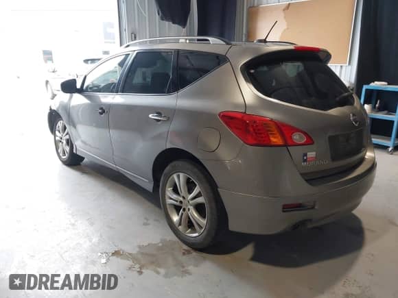 2009 Nissan Murano S z VIN JN8AZ18W29W126089, wystawiony jako IAAI lot #42101274 z przebiegiem 242 094 mil mil oraz . Historia ofert i sprzedaży dostępna na DreamBid. Obrazek 3.