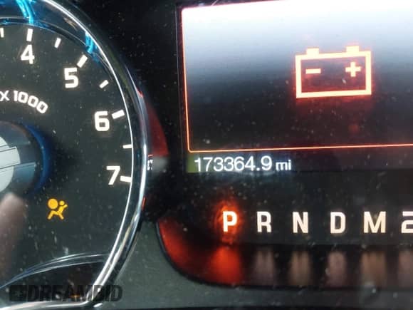 2013 Ford F-150 XL with VIN 1FTFX1CF8DKE68080, listed as a IAAI auction lot 43229238 with 173,364 mi miles and . Bid and sale history available at DreamBid. Image 16.