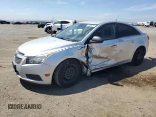 2014 Chevrolet Cruze LS с VIN 1G1PA5SH4E7187665, выставлен на аукционе Copart как лот 70054215 с пробегом 91 716 миль миль и Списание • Salvage title. История ставок и продаж доступна на DreamBid. Изображение 1.