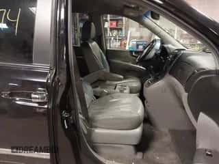 2007 Hyundai Entourage GLS с VIN KNDMC233X76028079, выставлен на аукционе IAAI как лот 41960674 с пробегом 179 523 миль миль и . История ставок и продаж доступна на DreamBid. Изображение 5.