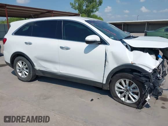 2019 Kia Sorento LX z VIN 5XYPG4A36KG553548, wystawiony jako IAAI lot #42924998 z przebiegiem 130 775 mil mil oraz . Historia ofert i sprzedaży dostępna na DreamBid. Obrazek 18.