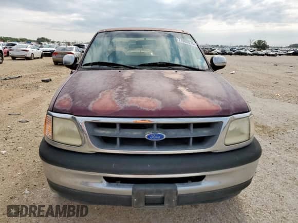 1997 Ford F-150 XL с VIN 1FTDX0722VKB46979, выставлен на аукционе Copart как лот 71900575 с пробегом 121 200 миль миль и Списание • Salvage title. История ставок и продаж доступна на DreamBid. Изображение 5.