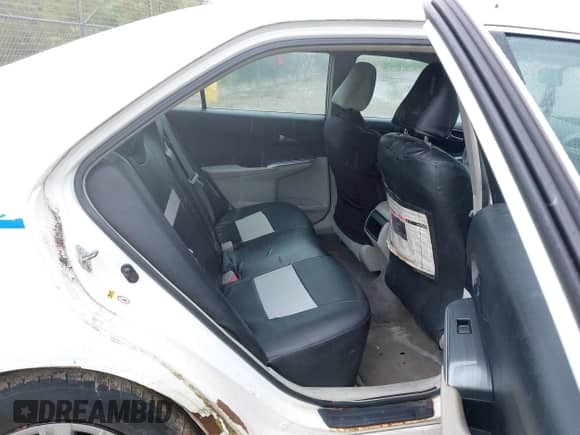 2013 Toyota Camry LE z VIN 4T1BD1FK0DU090370, wystawiony jako IAAI lot #42432008 z przebiegiem 266 087 mil mil oraz . Historia ofert i sprzedaży dostępna na DreamBid. Obrazek 8.