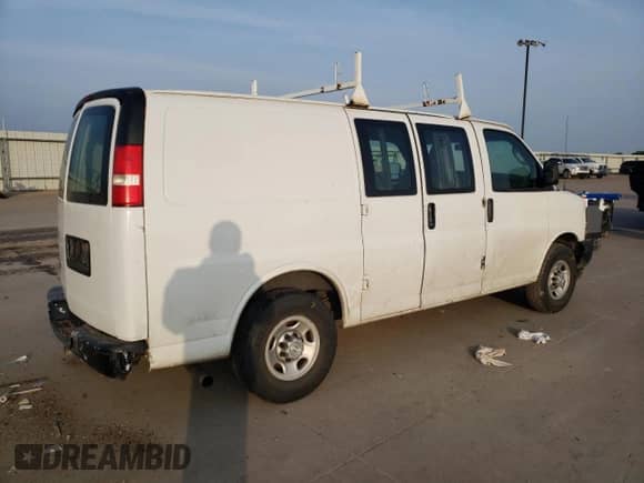 2018 Chevrolet Express Cargo с VIN 1GCWGAFG2J1202902, выставлен на аукционе Copart как лот 51270965 с пробегом Не указан миль и Списание • Salvage title. История ставок и продаж доступна на DreamBid. Изображение 3.