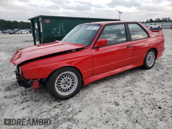1990 BMW M3 с VIN WBSAK031XLAE33645, выставлен на аукционе Copart как лот 69832174 с пробегом 174 343 миль миль и Списание • Salvage title. История ставок и продаж доступна на DreamBid. Изображение 1.
