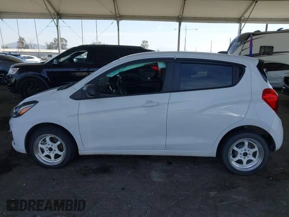 2020 Chevrolet Spark LS с VIN KL8CB6SA4LC423398, выставлен на аукционе IAAI как лот 41862507 с пробегом 76 162 миль миль и . История ставок и продаж доступна на DreamBid. Изображение 15.