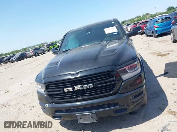2019 Ram 1500 Laramie with VIN 1C6RREJT9KN558591, listed as a IAAI auction lot 41988500 with 174,172 mi miles and . Bid and sale history available at DreamBid. Image 11.