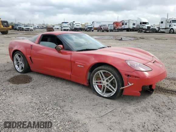2006 Chevrolet Corvette Z06 с VIN 1G1YY26E765123082, выставлен на аукционе Copart как лот 51439965 с пробегом 90 336 миль миль и Чистый • Clean title. История ставок и продаж доступна на DreamBid. Изображение 4.
