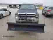 1994 Dodge 1500 z VIN 1B7HF16Z5RS638842, wystawiony jako Copart lot #85811464 z przebiegiem 148 720 mil mil oraz Czysty tytuł • Clean title. Historia ofert i sprzedaży dostępna na DreamBid. Obrazek 5.