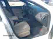 2012 Dodge Charger SE с VIN 2C3CDXBGXCH147838, выставлен на аукционе IAAI как лот 43175503 с пробегом 170 252 миль миль и . История ставок и продаж доступна на DreamBid. Изображение 5.