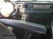 2021 Jeep Wrangler Unlimited Sport Altitude z VIN 1C4HJXDN3MW711810, wystawiony jako Copart lot #66914255 z przebiegiem Nie podano mil oraz Szkoda całkowita • Salvage title. Historia ofert i sprzedaży dostępna na DreamBid. Obrazek 8.