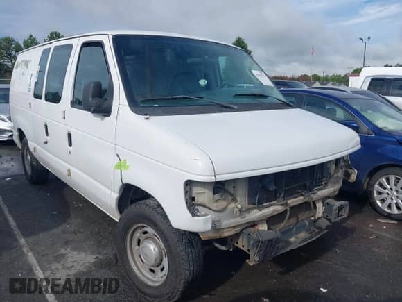 2005 Ford Econoline Cargo z VIN 1FTRE14W65HA89658, wystawiony jako IAAI lot #42965172 z przebiegiem 208 734 mil mil oraz . Historia ofert i sprzedaży dostępna na DreamBid. Obrazek 1.