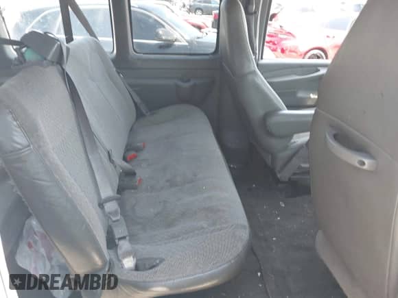 2009 Chevrolet Express Passenger с VIN 1GAHG39K991101137, выставлен на аукционе IAAI как лот 42676691 с пробегом 157 179 миль миль и . История ставок и продаж доступна на DreamBid. Изображение 8.