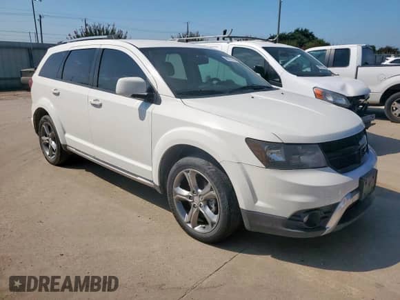 2017 Dodge Journey Crossroad Plus with VIN 3C4PDCGB5HT698518, listed as a Copart auction lot 68512745 with 137,473 mi miles and Salvage title. Bid and sale history available at DreamBid. Image 4.