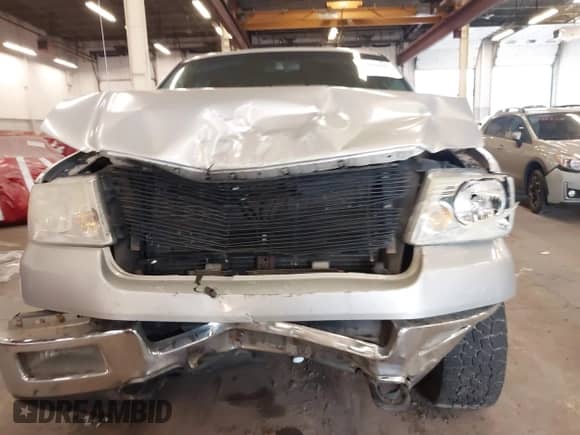 2005 Ford F-150 XLT с VIN 1FTPW14535FB22767, выставлен на аукционе IAAI как лот 41880025 с пробегом Не указан миль и . История ставок и продаж доступна на DreamBid. Изображение 13.