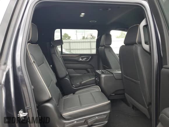 2023 Chevrolet Suburban Premier с VIN 1GNSKFKD1PR559589, выставлен на аукционе Copart как лот 65499175 с пробегом 40 527 миль миль и Списание • Salvage title. История ставок и продаж доступна на DreamBid. Изображение 11.