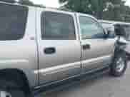 2000 Chevrolet Suburban LS with VIN 3GNEC16T7YG213580, listed as a IAAI auction lot 42162169 with 253,313 mi miles and . Bid and sale history available at DreamBid. Image 17.