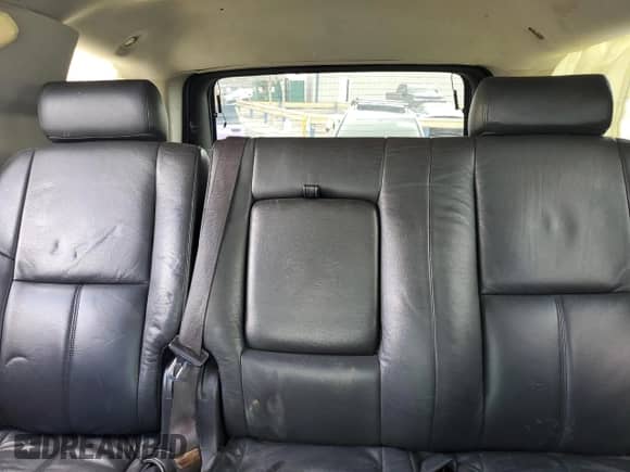 2008 Chevrolet Tahoe 3LT с VIN 1GNFC13058R136125, выставлен на аукционе Copart как лот 65038105 с пробегом 269 469 миль миль и Списание • Salvage title. История ставок и продаж доступна на DreamBid. Изображение 10.