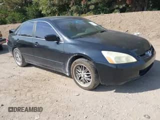 2004 Honda Accord LX с VIN 1HGCM56334A078354, выставлен на аукционе IAAI как лот 43272329 с пробегом 301 105 миль миль и . История ставок и продаж доступна на DreamBid. Изображение 1.