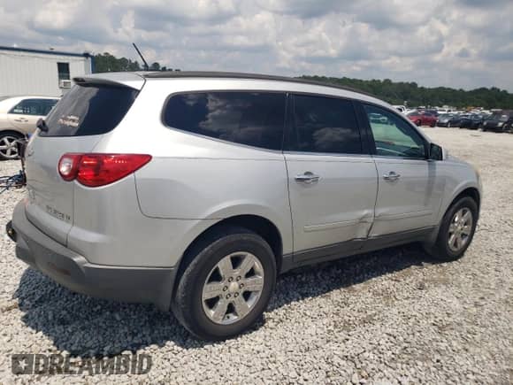 2011 Chevrolet Traverse 2LT with VIN 1GNKRJED3BJ395974, listed as a Copart auction lot 67180235 with Not provided miles and Salvage title. Bid and sale history available at DreamBid. Image 3.