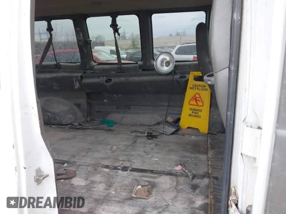2008 Chevrolet City Express Cargo with VIN 1GNHG35KX81223024, listed as a IAAI auction lot 41263774 with 168,849 mi miles and . Bid and sale history available at DreamBid. Image 8.
