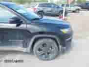 2019 Jeep Compass Latitude с VIN 3C4NJDBB9KT631067, выставлен на аукционе IAAI как лот 43156049 с пробегом 127 713 миль миль и . История ставок и продаж доступна на DreamBid. Изображение 19.