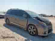 2017 Toyota Sienna SE with VIN 5TDXZ3DCXHS894141, listed as a Copart auction lot 68968775 with 109,334 mi miles and Salvage title. Bid and sale history available at DreamBid. Image 4.