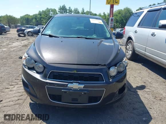 2014 Chevrolet Sonic LT с VIN 1G1JC6SB3E4173548, выставлен на аукционе IAAI как лот 42627811 с пробегом 94 717 миль миль и . История ставок и продаж доступна на DreamBid. Изображение 12.