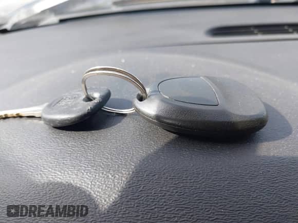 2010 Chevrolet Tahoe LS с VIN 1GNMCAE00AR175361, выставлен на аукционе IAAI как лот 42573822 с пробегом 188 700 миль миль и . История ставок и продаж доступна на DreamBid. Изображение 11.