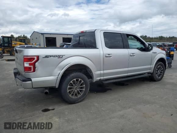 2018 Ford F-150 XLT z VIN 1FTEW1EG5JFA84380, wystawiony jako Copart lot #54830565 z przebiegiem 141 764 mil mil oraz Szkoda całkowita • Salvage title. Historia ofert i sprzedaży dostępna na DreamBid. Obrazek 3.