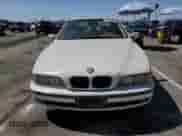 1999 BMW 5 Series 528i с VIN WBADM6332XBY30215, выставлен на аукционе Copart как лот 49855695 с пробегом 92 697 миль миль и Чистый • Clean title. История ставок и продаж доступна на DreamBid. Изображение 5.