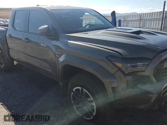 2024 Toyota Tacoma TRD Sport with VIN 3TMLB5JN4RM049470, listed as a Copart auction lot 81793685 with 7,521 mi miles and Salvage title. Bid and sale history available at DreamBid. Image 13.