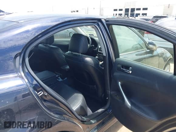 2010 Lexus IS 250 z VIN JTHCF5C28A5037757, wystawiony jako IAAI lot #42826319 z przebiegiem 161 234 mil mil oraz . Historia ofert i sprzedaży dostępna na DreamBid. Obrazek 8.