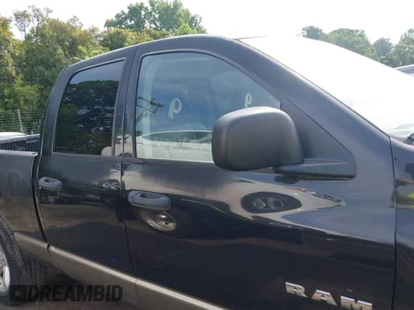 2008 Dodge 1500 SLT z VIN 1D7HU18N08J154815, wystawiony jako IAAI lot #42473337 z przebiegiem 156 602 mil mil oraz . Historia ofert i sprzedaży dostępna na DreamBid. Obrazek 13.