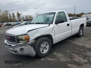 2003 GMC Sierra 1500 Work Truck с VIN 1GTEC14V23E315656, выставлен на аукционе Copart как лот 80279484 с пробегом 124 047 миль миль и Списание • Salvage title. История ставок и продаж доступна на DreamBid. Изображение 1.